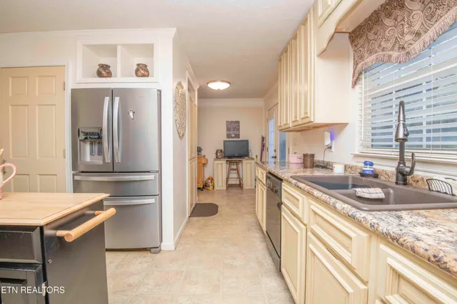 $524,000 | 134 Andy Baird Drive, La Follette, TN 37766