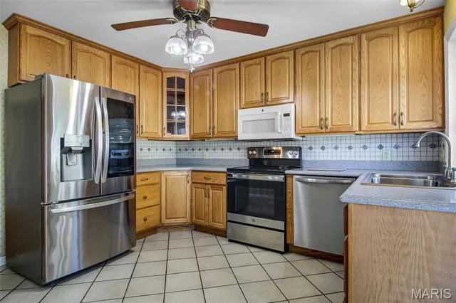 $325,000 | 6834 Black Water Drive, St. Louis, MO 63129