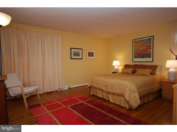 2003 Berkley Road Norristown, PA 19403 - Photo 11 of 18 Bedroom - Main