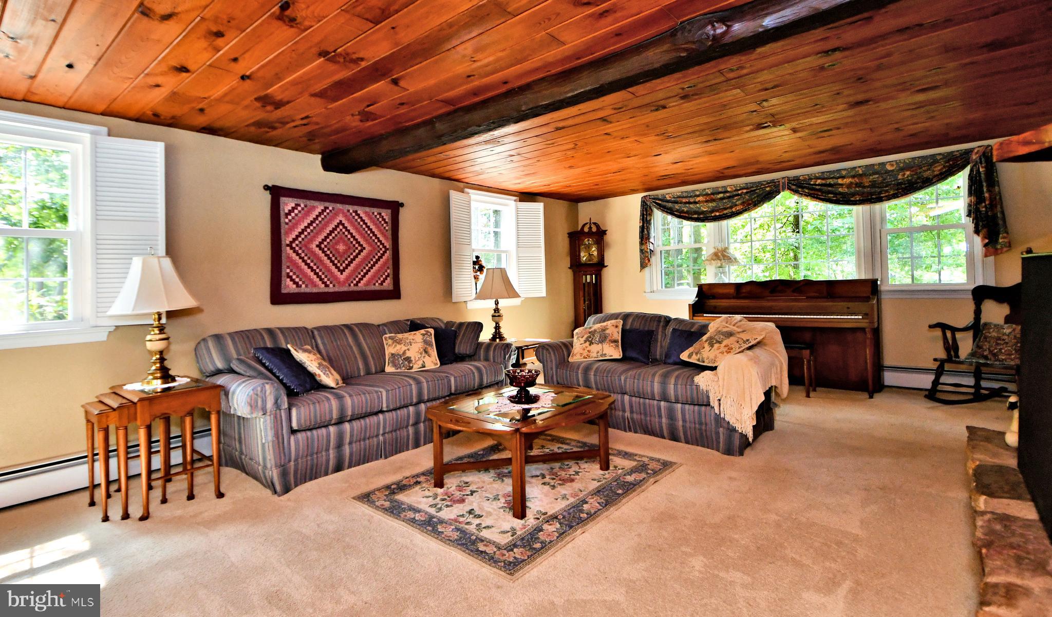 303 Shadynook Road Harleysville, PA 19438 - Photo 12 of 106 Living Room