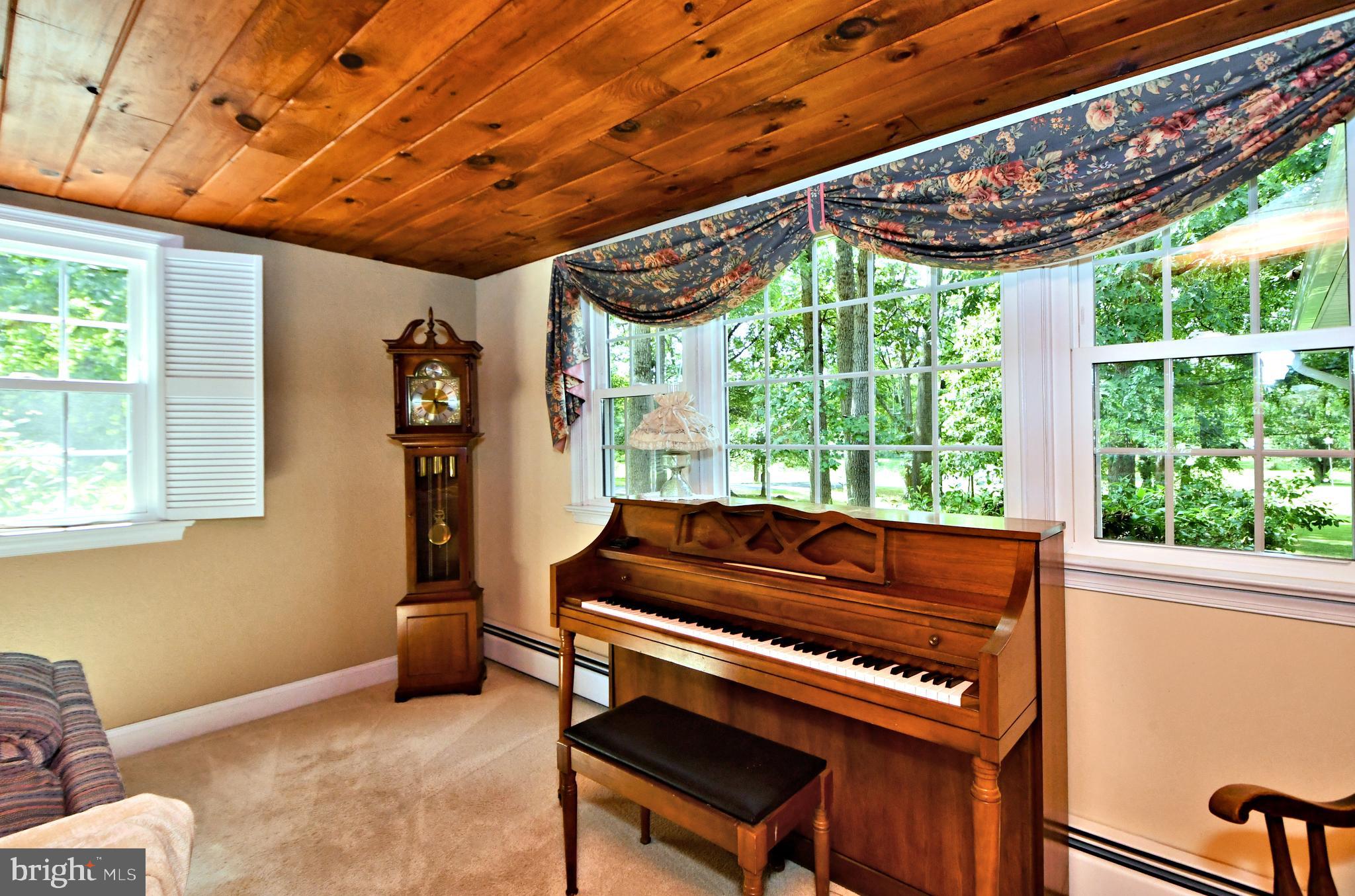 303 Shadynook Road Harleysville, PA 19438 - Photo 16 of 106