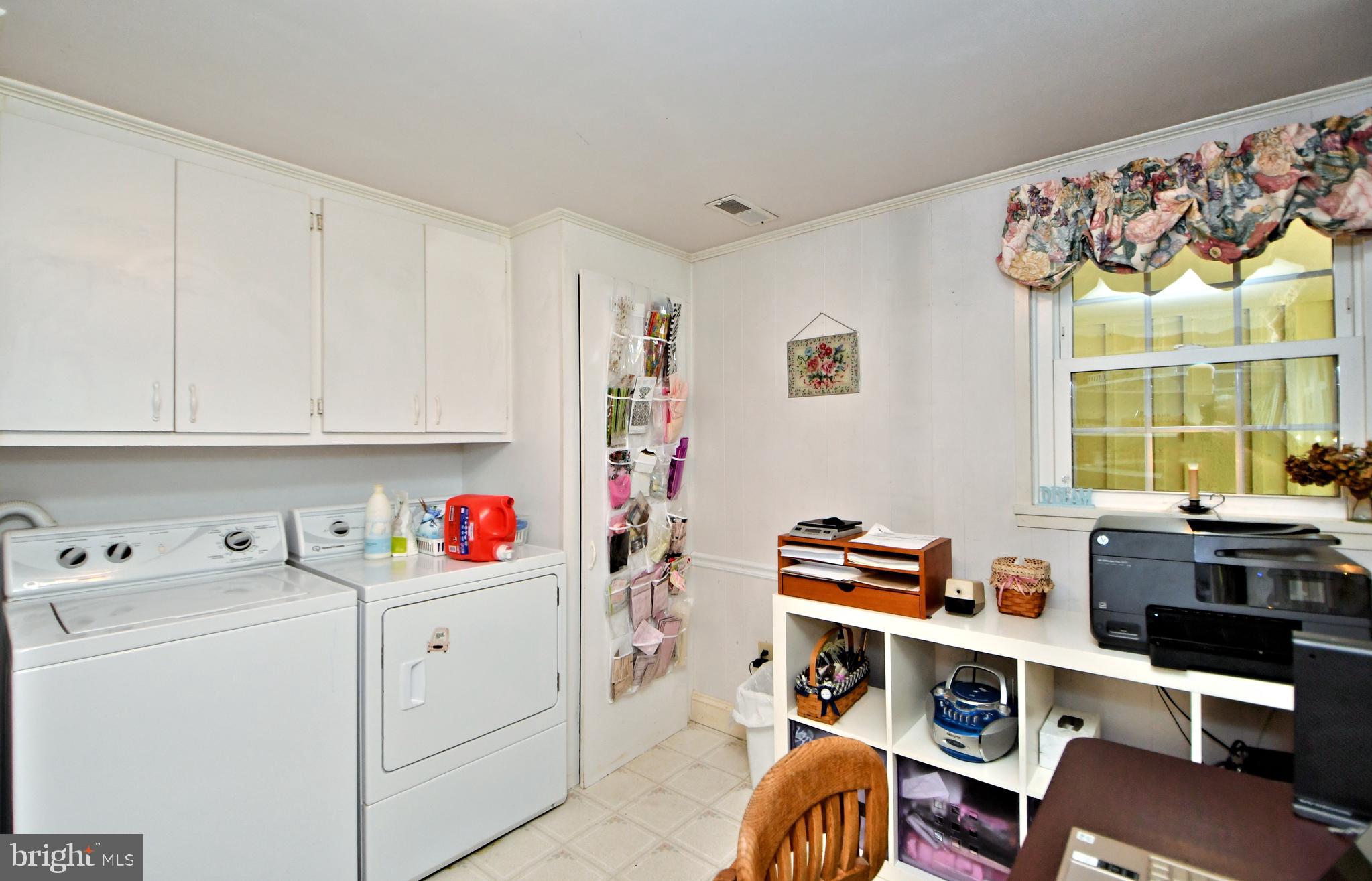 303 Shadynook Road Harleysville, PA 19438 - Photo 34 of 106 Laundry Room