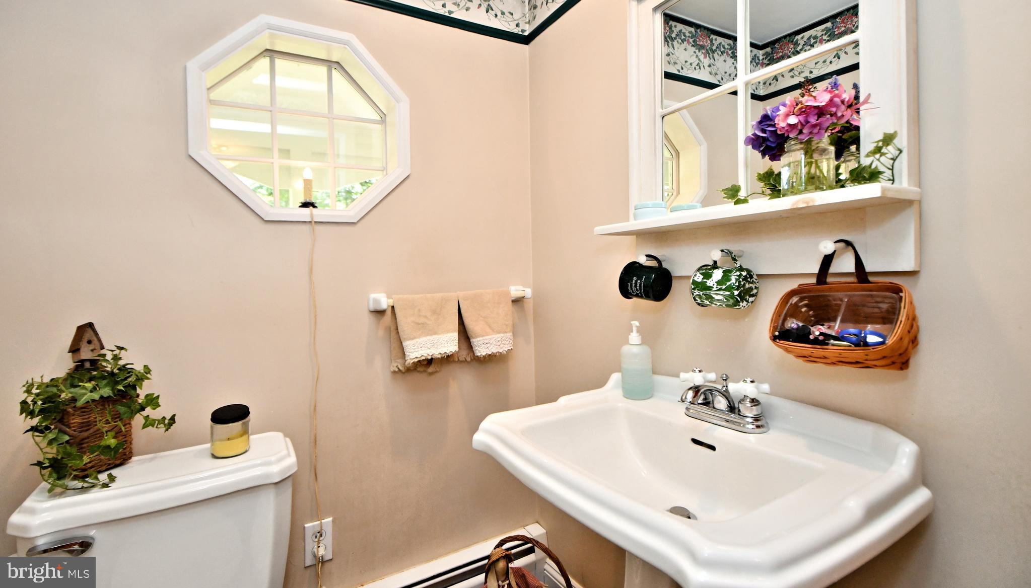 303 Shadynook Road Harleysville, PA 19438 - Photo 37 of 106 Half Bath