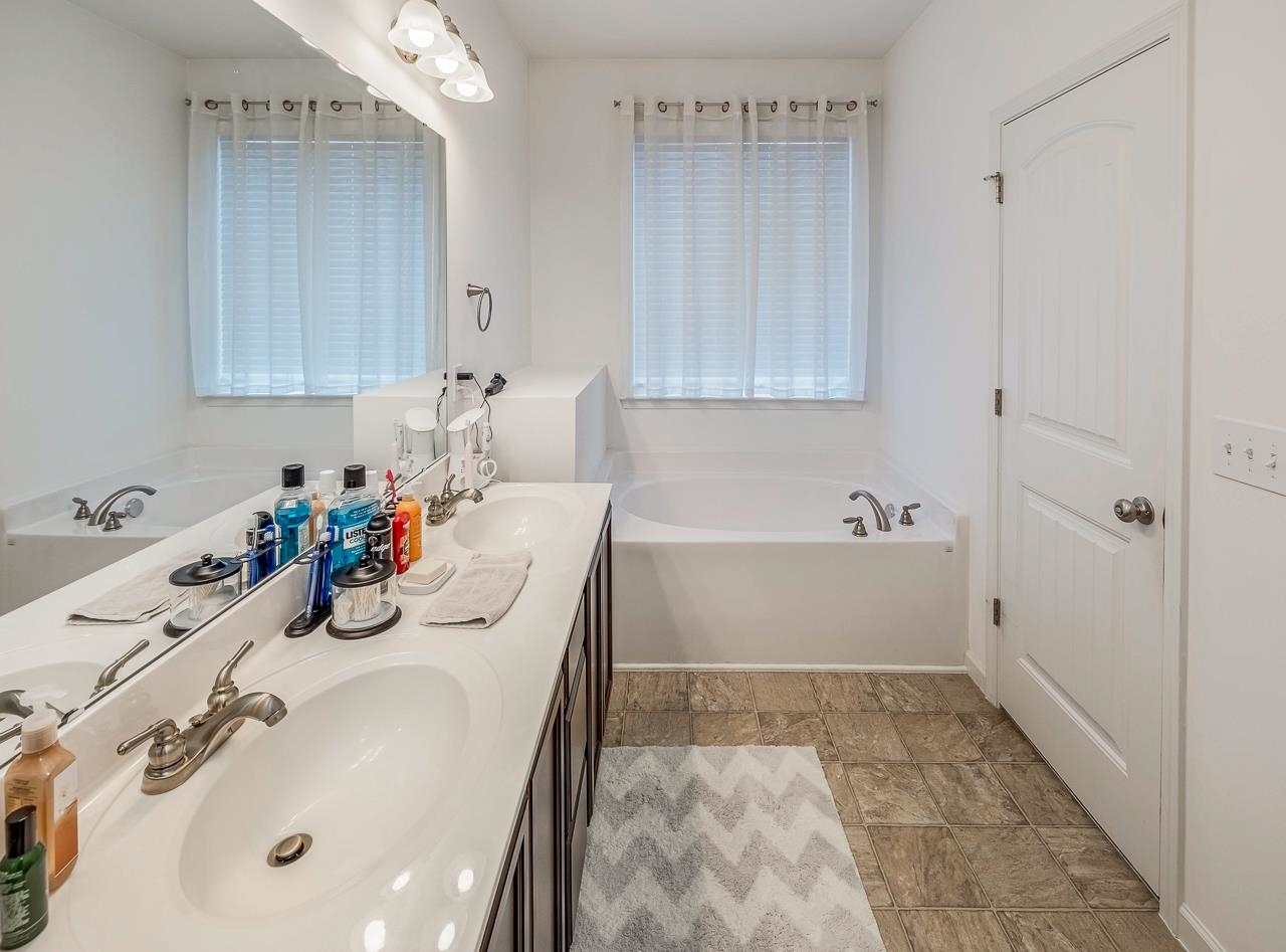 124 Cherrybark Lane Taylors, SC 29687 - Photo 24 of 33