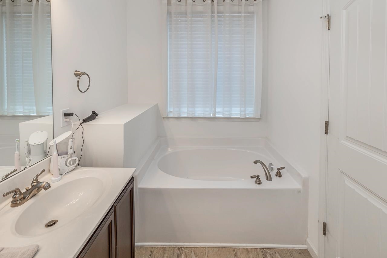 124 Cherrybark Lane Taylors, SC 29687 - Photo 25 of 33