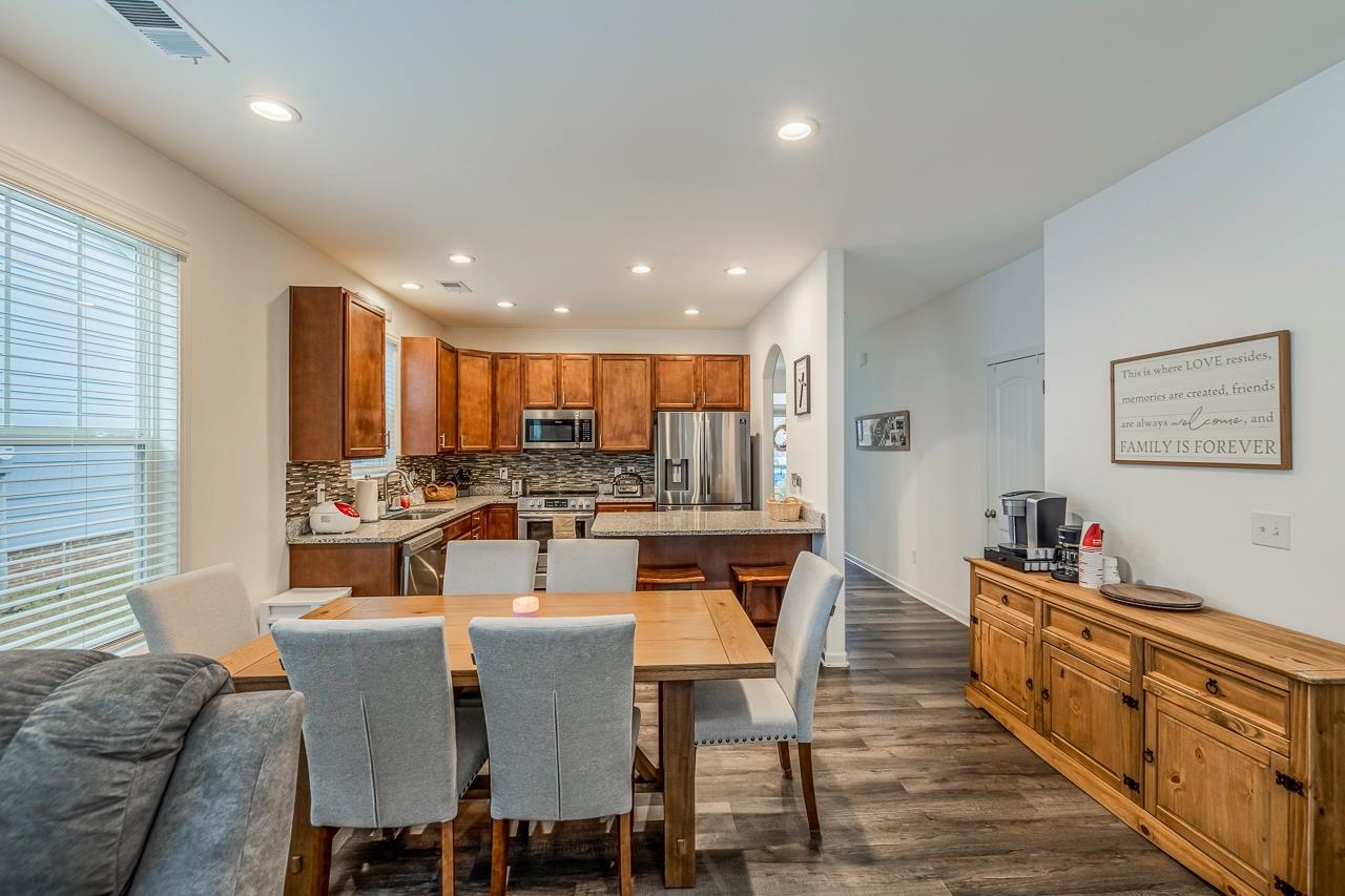 124 Cherrybark Lane Taylors, SC 29687 - Photo 9 of 33