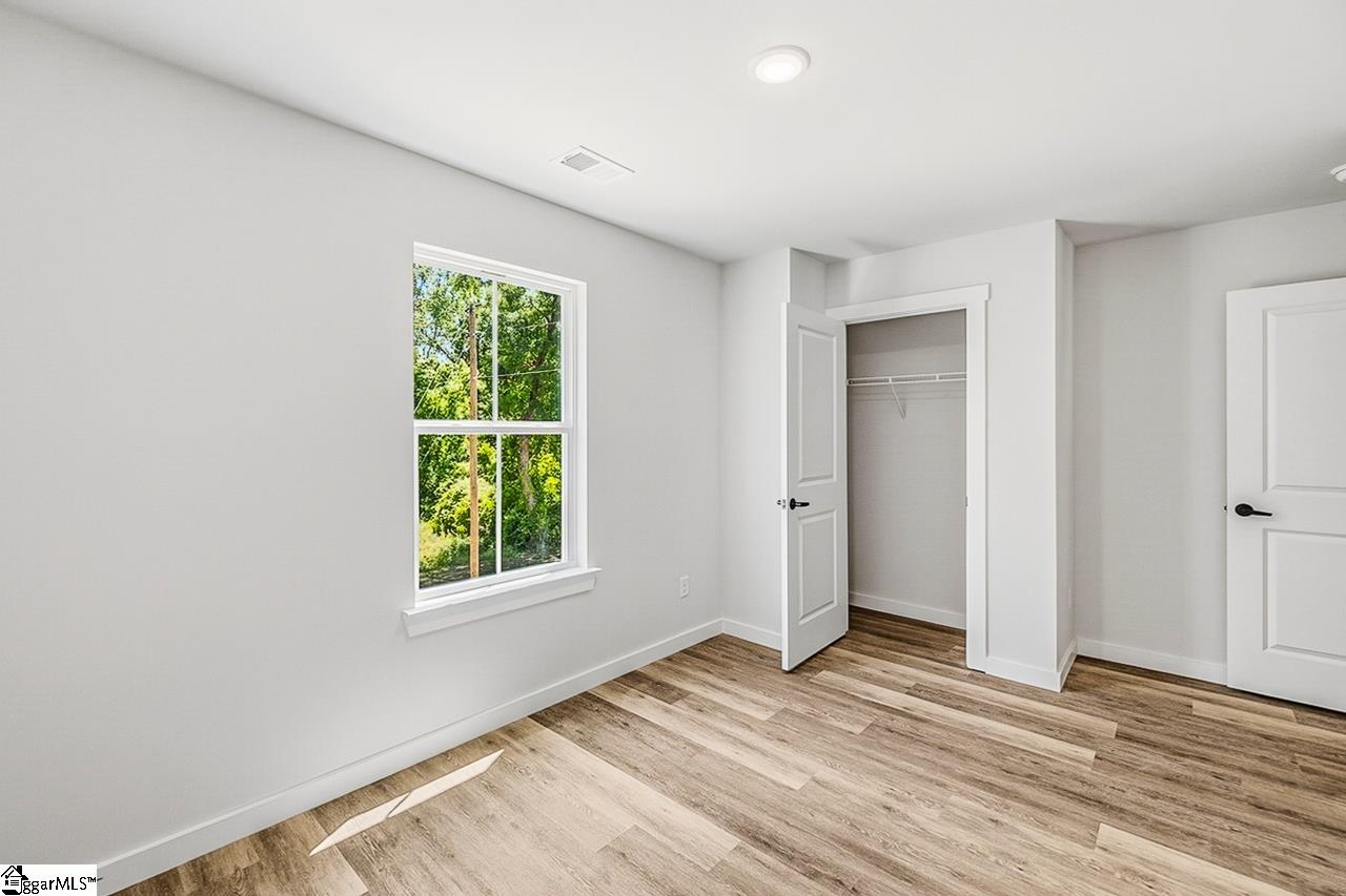 259-261 Vanderbilt Road Spartanburg, SC 29301 - Photo 28 of 44