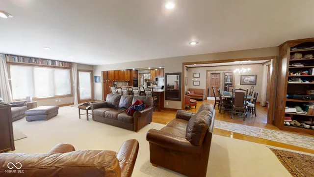 $899,900 | 25162 County Road 900 South, Batesville, IN 47006