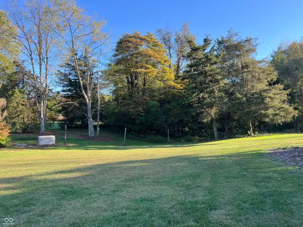 $899,900 | 25162 County Road 900 South, Batesville, IN 47006