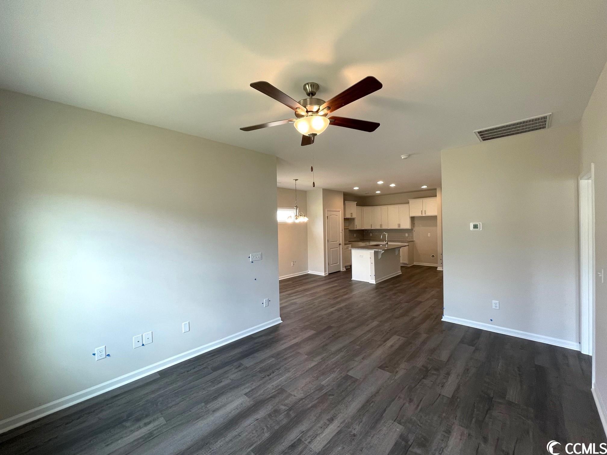 3517 Hardee Avenue Loris, SC 29569 - Photo 8 of 28 Gallery Image 8