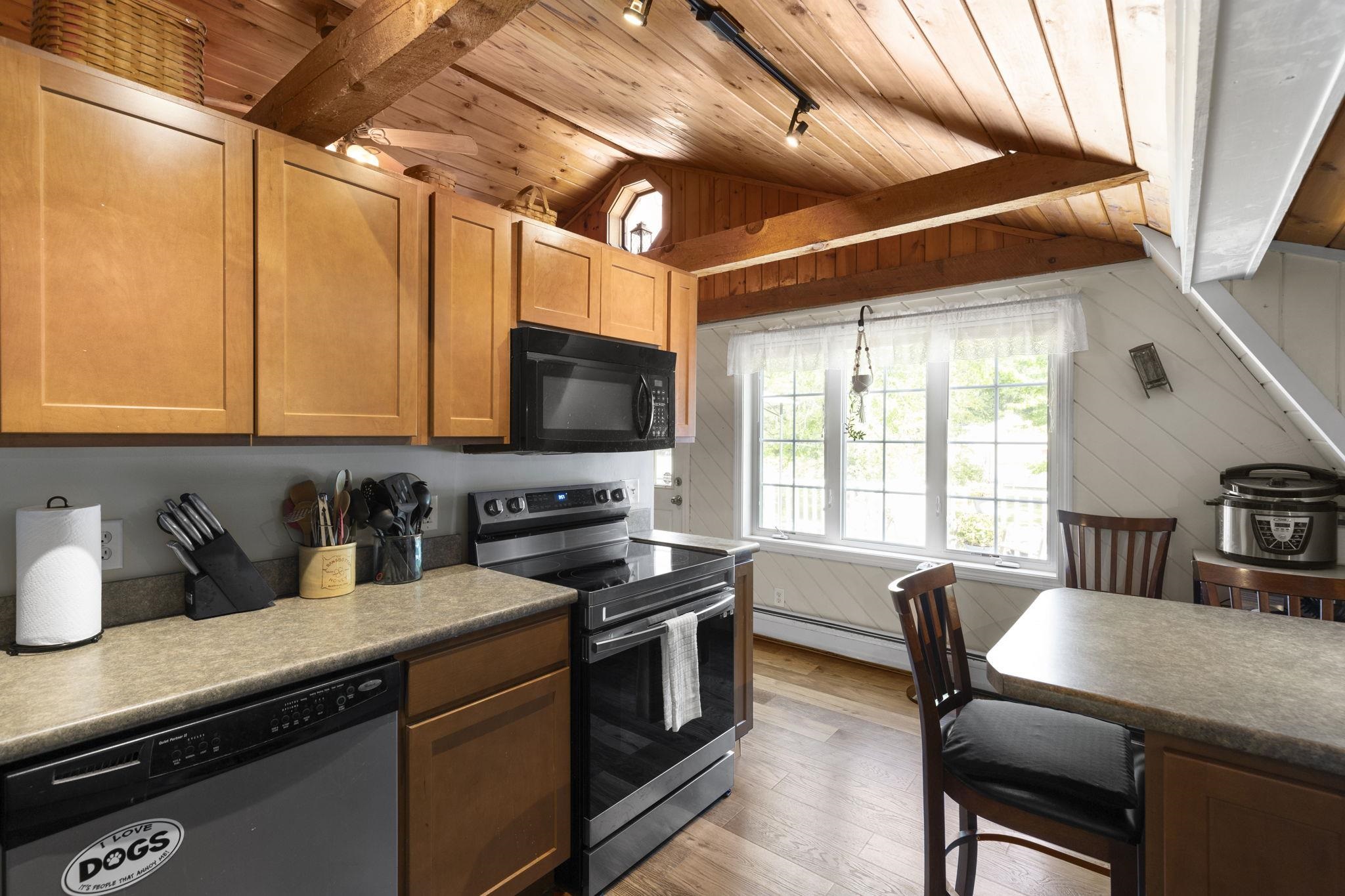 98 Greenhill Road Barrington, NH 03825 - Photo 17 of 40