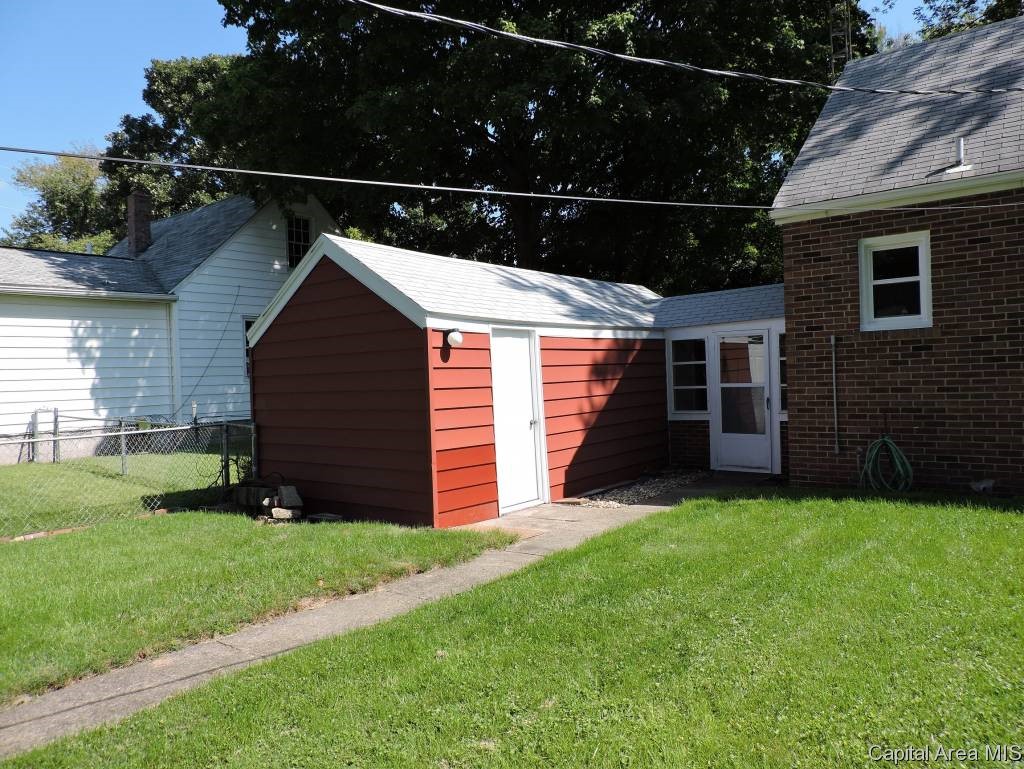 3219 South Palmer Street Springfield, IL 62703 - Photo 5 of 16 Gallery Image 5