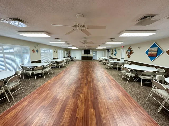 $2,000 | 2950 Southeast Ocean Boulevard, Unit 1264, Stuart, FL 34996