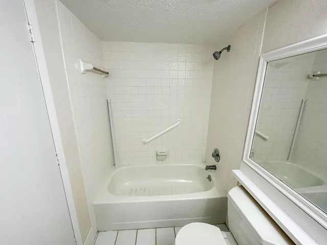 $2,000 | 2950 Southeast Ocean Boulevard, Unit 1264, Stuart, FL 34996