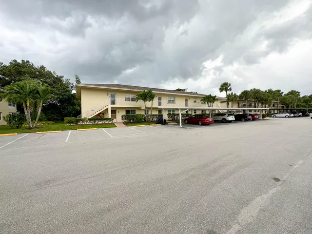 $2,000 | 2950 Southeast Ocean Boulevard, Unit 1264, Stuart, FL 34996