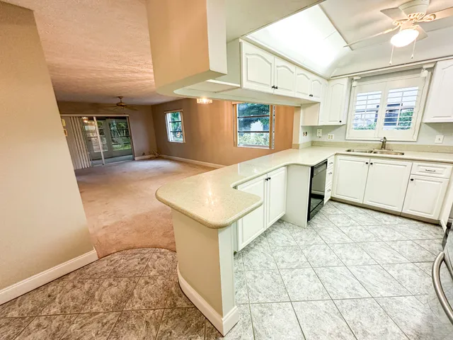 $2,000 | 2950 Southeast Ocean Boulevard, Unit 1264, Stuart, FL 34996