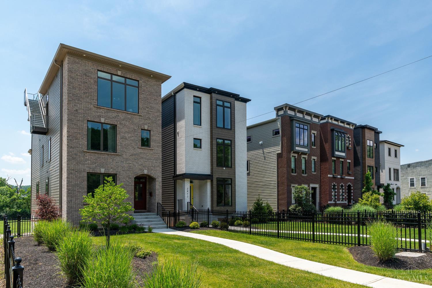2485 Riverside Drive Cincinnati, OH 45202 - Photo 8 of 9