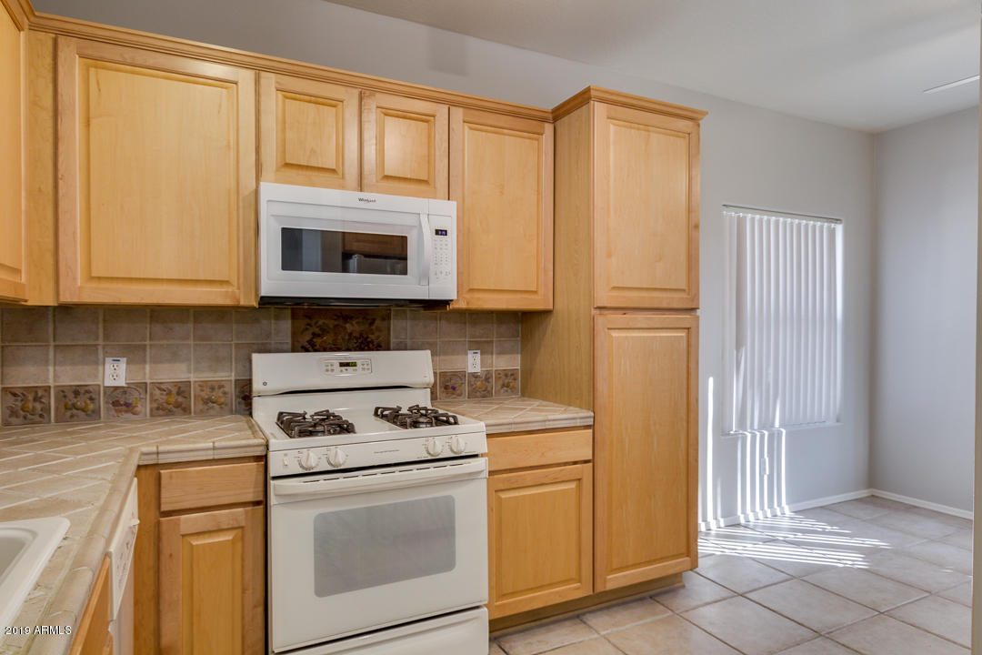 44 South Greenfield Road, Unit 1 Mesa, AZ 85206 - Photo 9 of 35 09-Greenfield