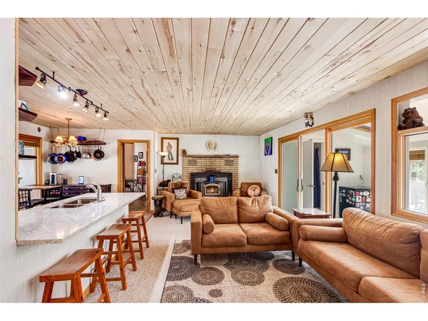 $540,000 | 117 Aspen Drive, Lyons, CO 80540