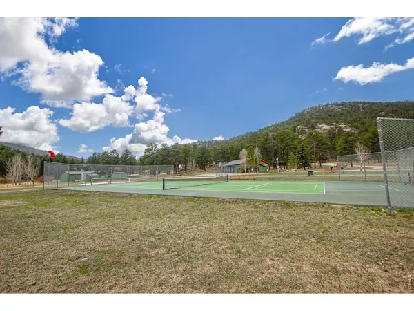 $540,000 | 117 Aspen Drive, Lyons, CO 80540