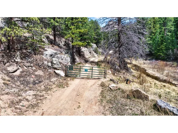 $540,000 | 117 Aspen Drive, Lyons, CO 80540
