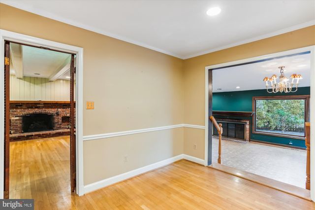 $1,188,000 | 11929 Gainsborough Road, Potomac, MD 20854