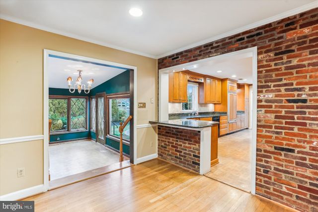 $1,188,000 | 11929 Gainsborough Road, Potomac, MD 20854