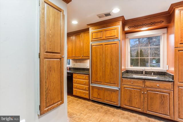 $1,188,000 | 11929 Gainsborough Road, Potomac, MD 20854