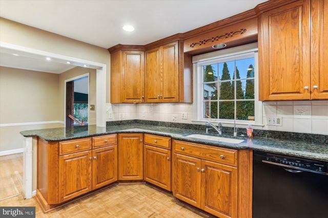 $1,188,000 | 11929 Gainsborough Road, Potomac, MD 20854