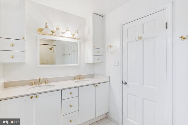 $1,188,000 | 11929 Gainsborough Road, Potomac, MD 20854