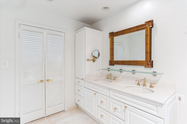 $1,188,000 | 11929 Gainsborough Road, Potomac, MD 20854