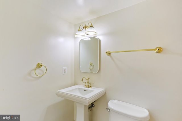 $1,188,000 | 11929 Gainsborough Road, Potomac, MD 20854