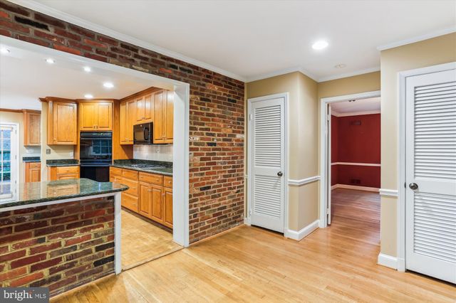 $1,188,000 | 11929 Gainsborough Road, Potomac, MD 20854