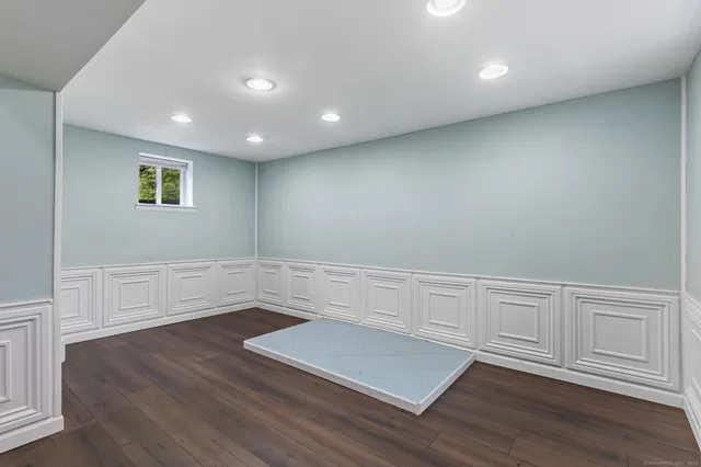 $1,999,000 | 37 Miltiades Avenue, Greenwich, CT 06878