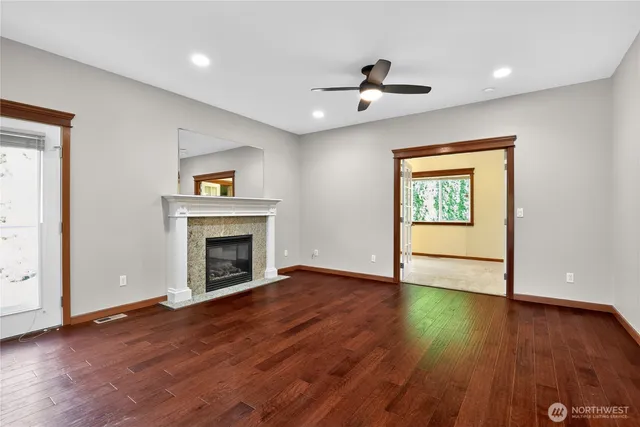 $760,000 | 14224 Beverly Park Road, Unit A, Edmonds, WA 98026