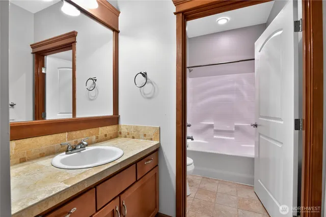 $760,000 | 14224 Beverly Park Road, Unit A, Edmonds, WA 98026