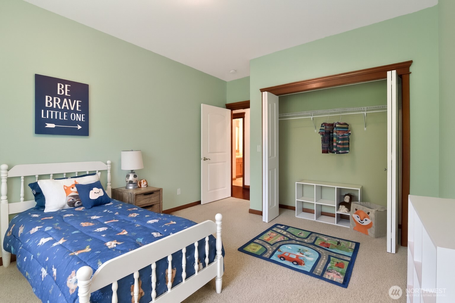 14224 Beverly Park Road, Unit A Edmonds, WA 98026 - Photo 31 of 40 Gallery Image 31