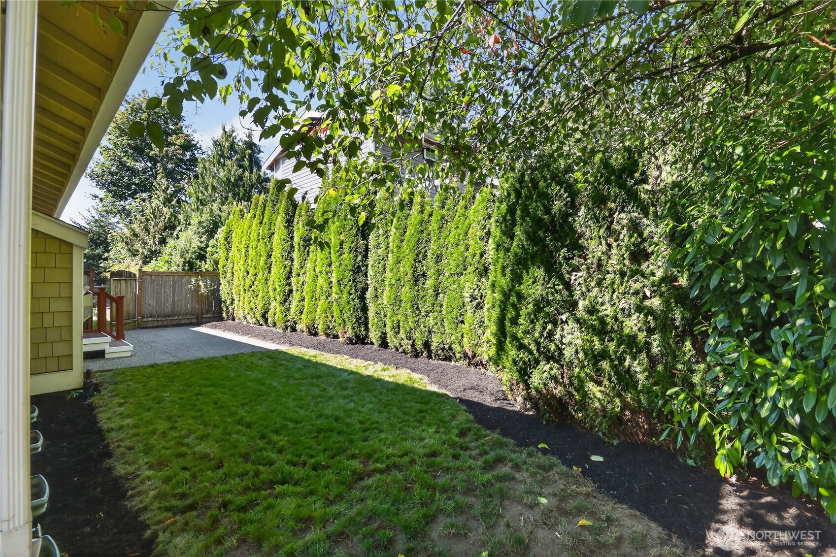 14224 Beverly Park Road, Unit A Edmonds, WA 98026 - Photo 36 of 40 Gallery Image 36