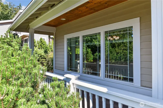 $760,000 | 14224 Beverly Park Road, Unit A, Edmonds, WA 98026