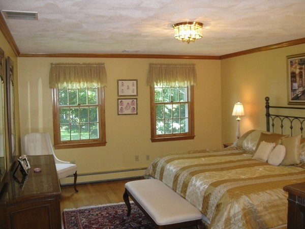 7 Fieldstone Path Walpole, MA 02081 - Photo 16 of 30 Gallery Image 16