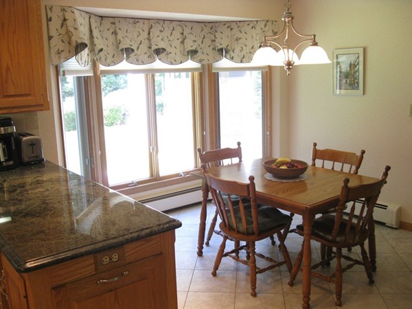 7 Fieldstone Path Walpole, MA 02081 - Photo 10 of 30 Gallery Image 10