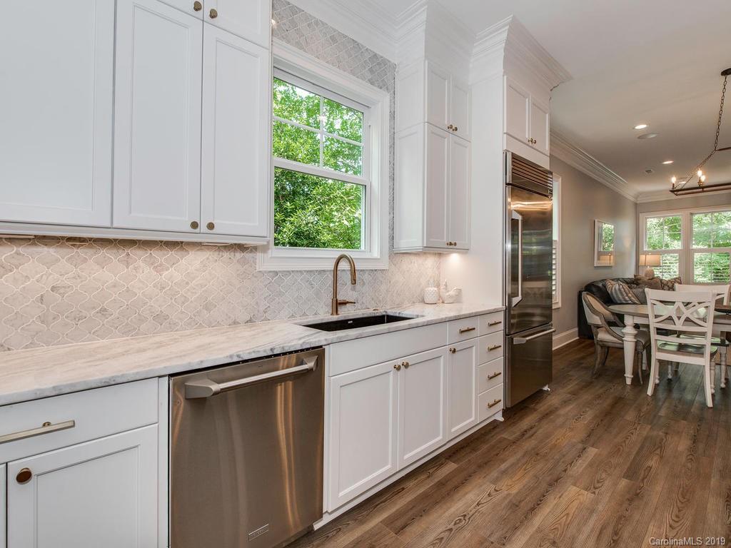 246 Crowded Roots Road Fort Mill, SC 29715 - Photo 2 of 33 Gallery Image 2