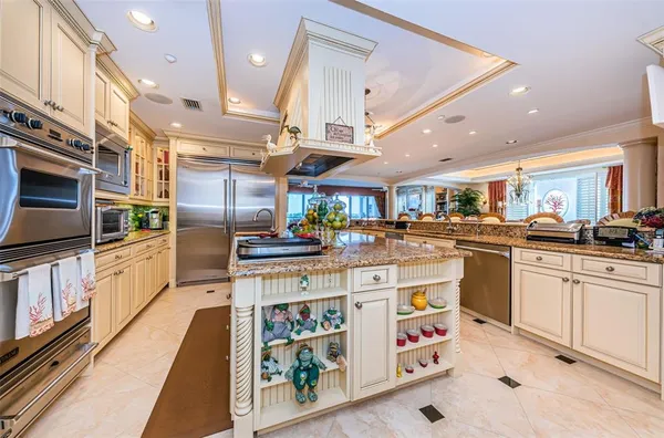 $2,895,000 | 3805 Gulf Boulevard, Unit 504, St. Pete Beach, FL 33706