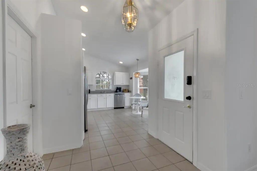 2665 Oneida Loop Kissimmee, FL 34747 - Photo 10 of 32 Gallery Image 10