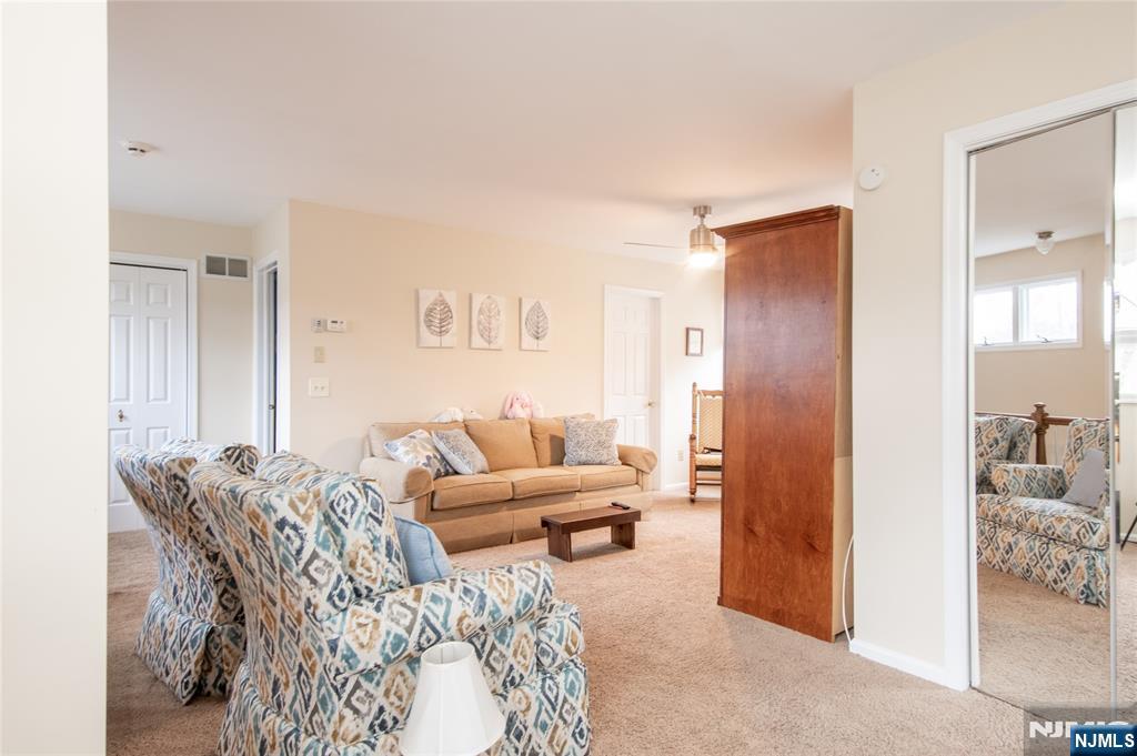 28 Old 4th Drive Oak Ridge, NJ 07438 - Photo 28 of 41