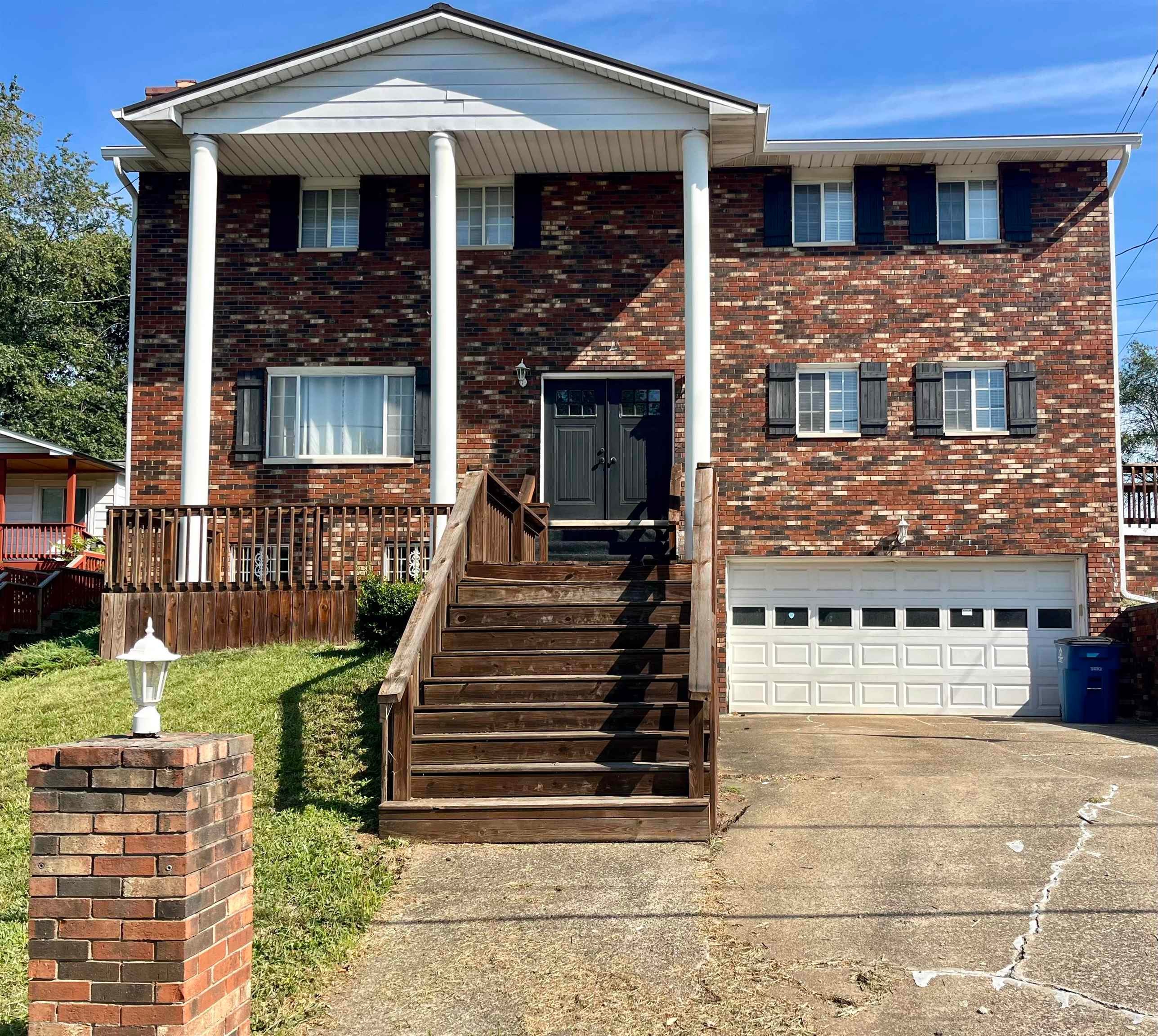 5010 West Pea Ridge Road Huntington, WV 25705 - Photo 2 of 29 Gallery Image 2