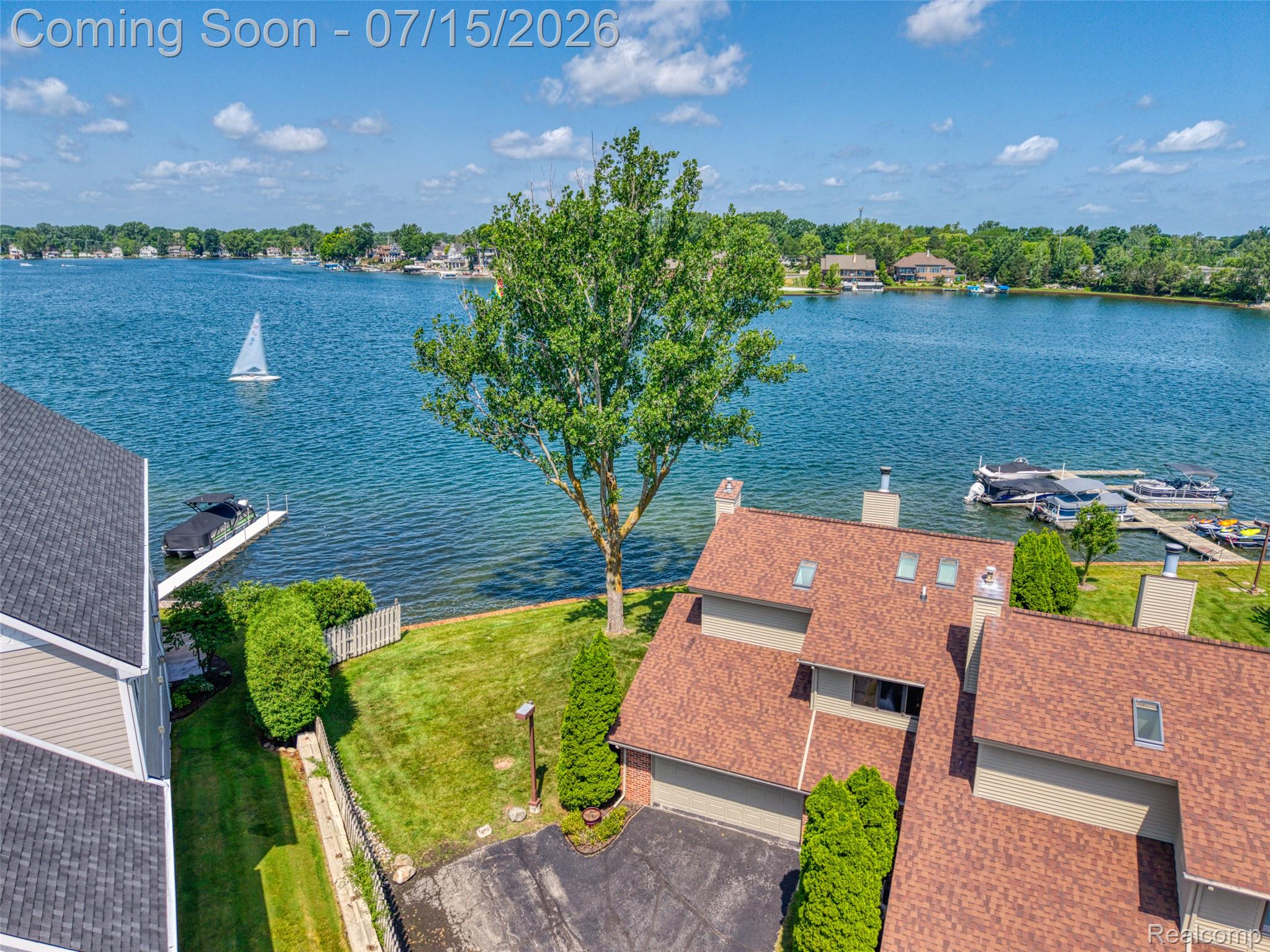 2226 Bowles Street Fenton, MI 48430 - Photo 24 of 24 44 DJI_20250622114440_0118_D_1.jpg