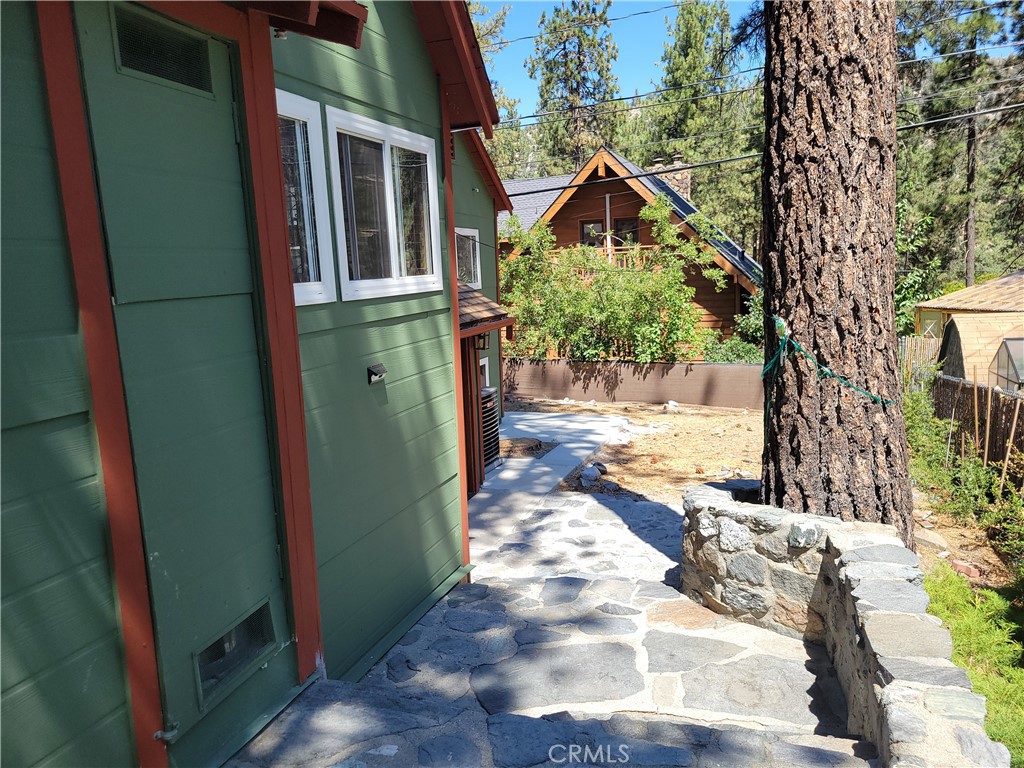 1116 Lark Road Wrightwood, CA 92397 - Photo 11 of 46
