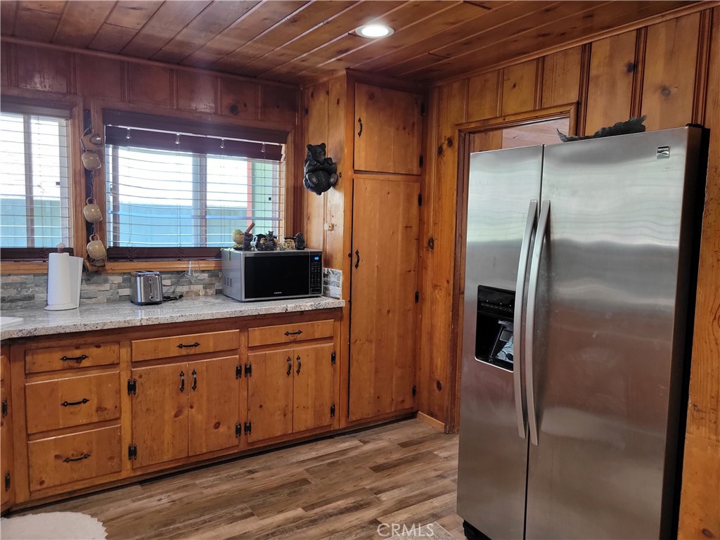 1116 Lark Road Wrightwood, CA 92397 - Photo 15 of 46