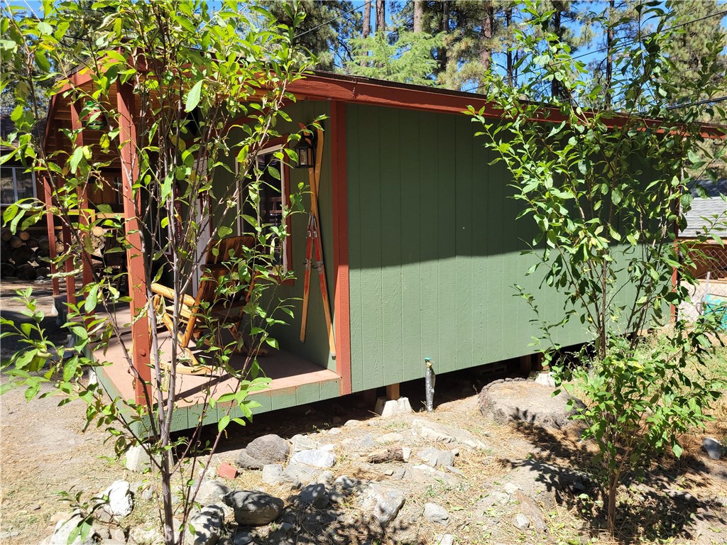 1116 Lark Road Wrightwood, CA 92397 - Photo 7 of 46